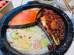 -卤校长重庆老火锅(南岗万达店)
