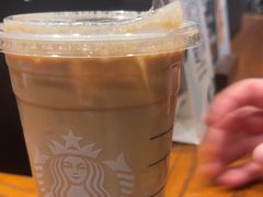 -星巴克(上海虹桥新天地二店)