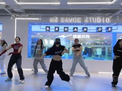 -摩登百货(岗顶店)