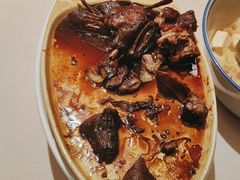 -八府香鸭·啫啫煲(华山路店)