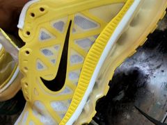 -京伟修鞋洗鞋奢侈品皮具护理店