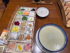 -香麒园·过桥米线·南湖雅宴
