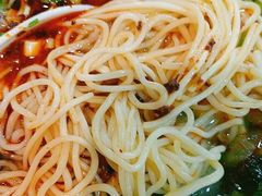 -陇上全荟兰州传统牛肉面(延吉路店)