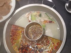 -佬土鹅肠火锅(中山桥店)