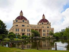 -上海外国语大学(虹口校区)