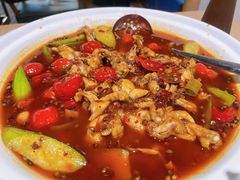 -渝信川菜 · 川味家常菜(财富购物中心店)