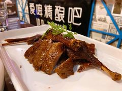 -爱啤精酿·民谣酒馆(滨江店)