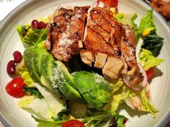 牛油果烤鸡沙律-卡朋西餐(悦汇城店)