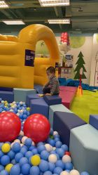 -莫莉幻想儿童乐园(三河燕郊永旺店)