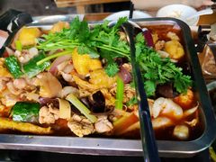 -后街佬·炭火鲜鱼杂(南城店)