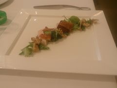 -三二行館(限16歲以上貴賓入館)