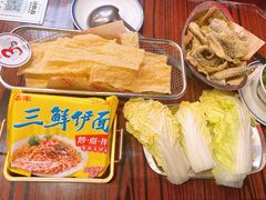 -沙胆彪炭炉牛杂煲(上海日月光广场店)