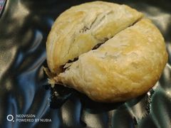 -香巴拉云南餐厅(华莱坞店)