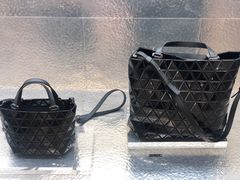 -三宅一生 (阪急梅田本店)