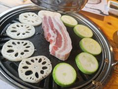 -唯成•韩国炭火烤肉 유성고기