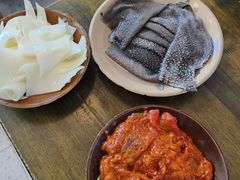 -黄潇洒老火锅(九眼桥宏济巷店)