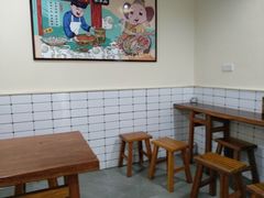 用餐区-象鼻山米粉(建干路店)