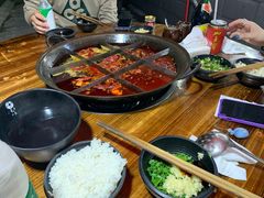 -铜元老码头鳝鱼火锅