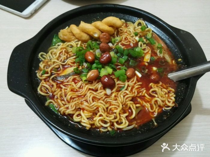 重庆砂锅(丈八五路店)方便面砂锅图片