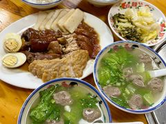 -明姨仔潮汕美食·碳炉猪脚·汕尾牛腩饭·起片鸡煲(起义路店)