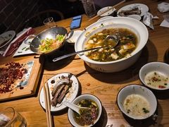 -小三峡食府(西五路店)