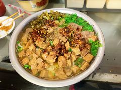 -花溪牛肉粉(八鸽岩店)
