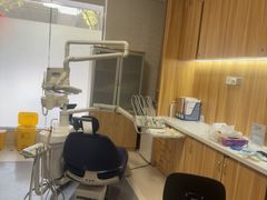 -上海仁爱医院口腔科 · 种植