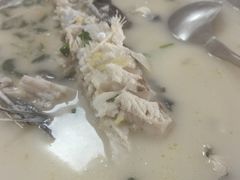 -雪湖煜辰鱼头老店(雪野湖店)