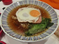 叉烧煎蛋出前一丁-龙记香港茶餐厅(久光百货店)