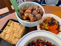 -包整·丝娃娃(一览甲秀楼风景店)