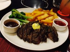 -WOLFGANG PUCK KITCHEN & BAR(迪士尼小镇店)