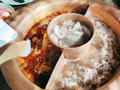 -滇釜火锅·能喝汤的火锅(车公庄店)