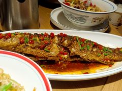 -小洞天柴火土菜馆