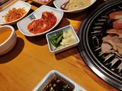 -唯成•韩国炭火烤肉 유성고기