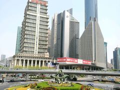 -陆家嘴空中步行连廊