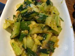 凉拌黄瓜-眼镜哥浦江夜宵大本营