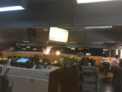 -新大咀港式茶餐厅(宝山万达店)
