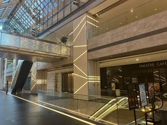 -théATRE茶聚场·餐厅(环球金融中心店)