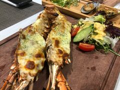 芝士焗龙虾-悦享绿山墙西餐厅