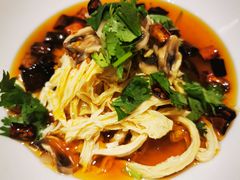 腐竹炝蘑菇-新吉士·上海菜(浦东LCM置汇旭辉店)