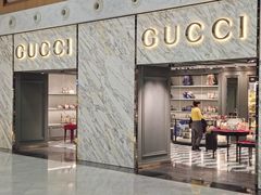 -Gucci(戴高乐机场T 2E)