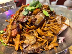 干锅烟笋腊肉-湘聚缘湘菜馆(斜土路店)