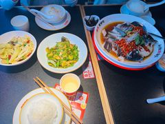 -湘阁里辣(东门茂业店)