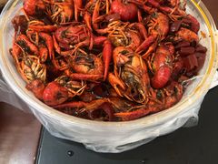 -扒虾小妹儿麻辣海鲜(宏图街店)