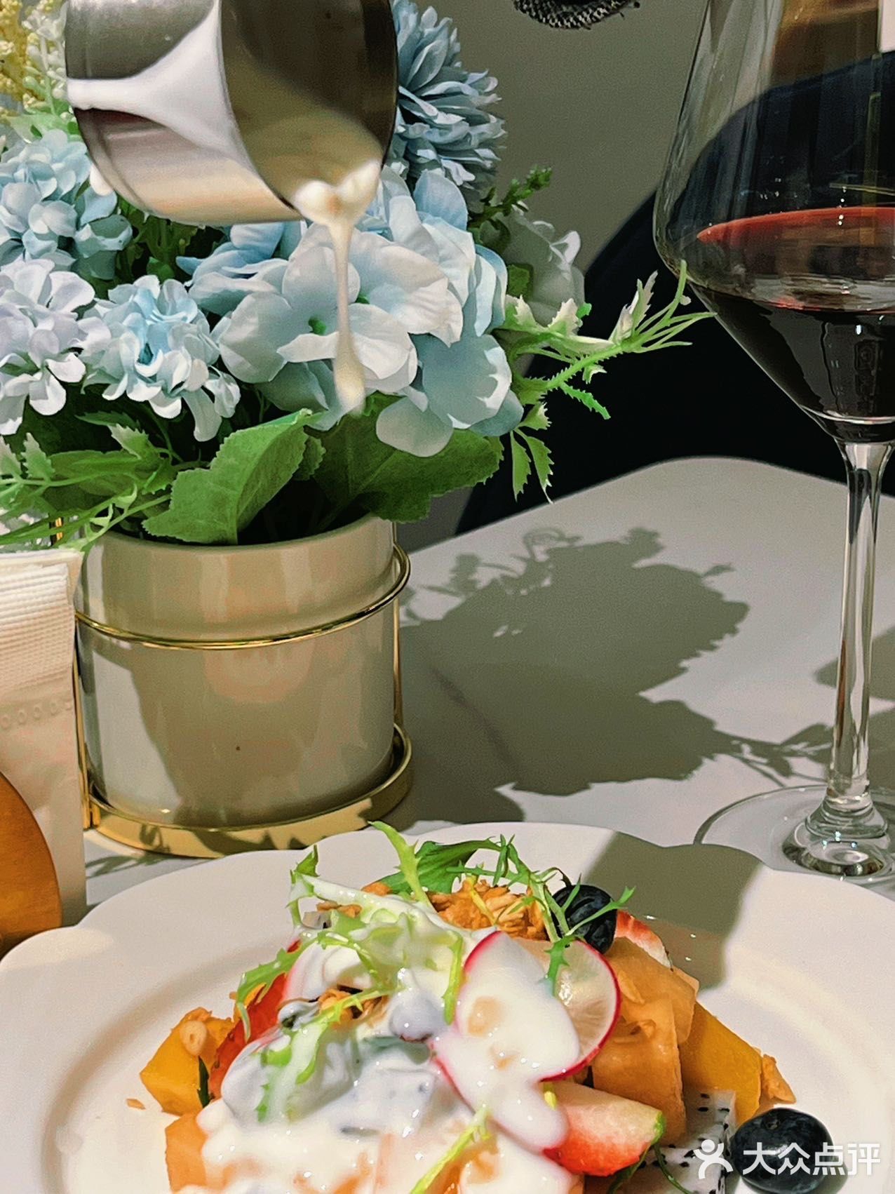  贵阳大十字云镜情人节的套餐！真的合适！