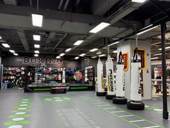 -拳力汇散打搏击泰拳俱乐部(绿地缤纷城店)