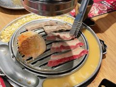-青瓦炭韩潮烤肉(花园道店)