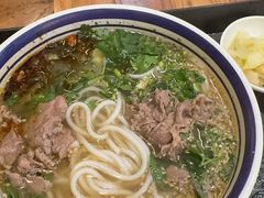 -云阿蛮云南生烫牛肉米线(奉贤路店)