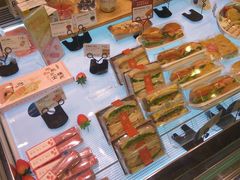 -巴黎贝甜(华堂新辰汇店)
