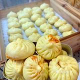 沈阳！！！新开的！！！油皮包子巨巨巨好吃。。